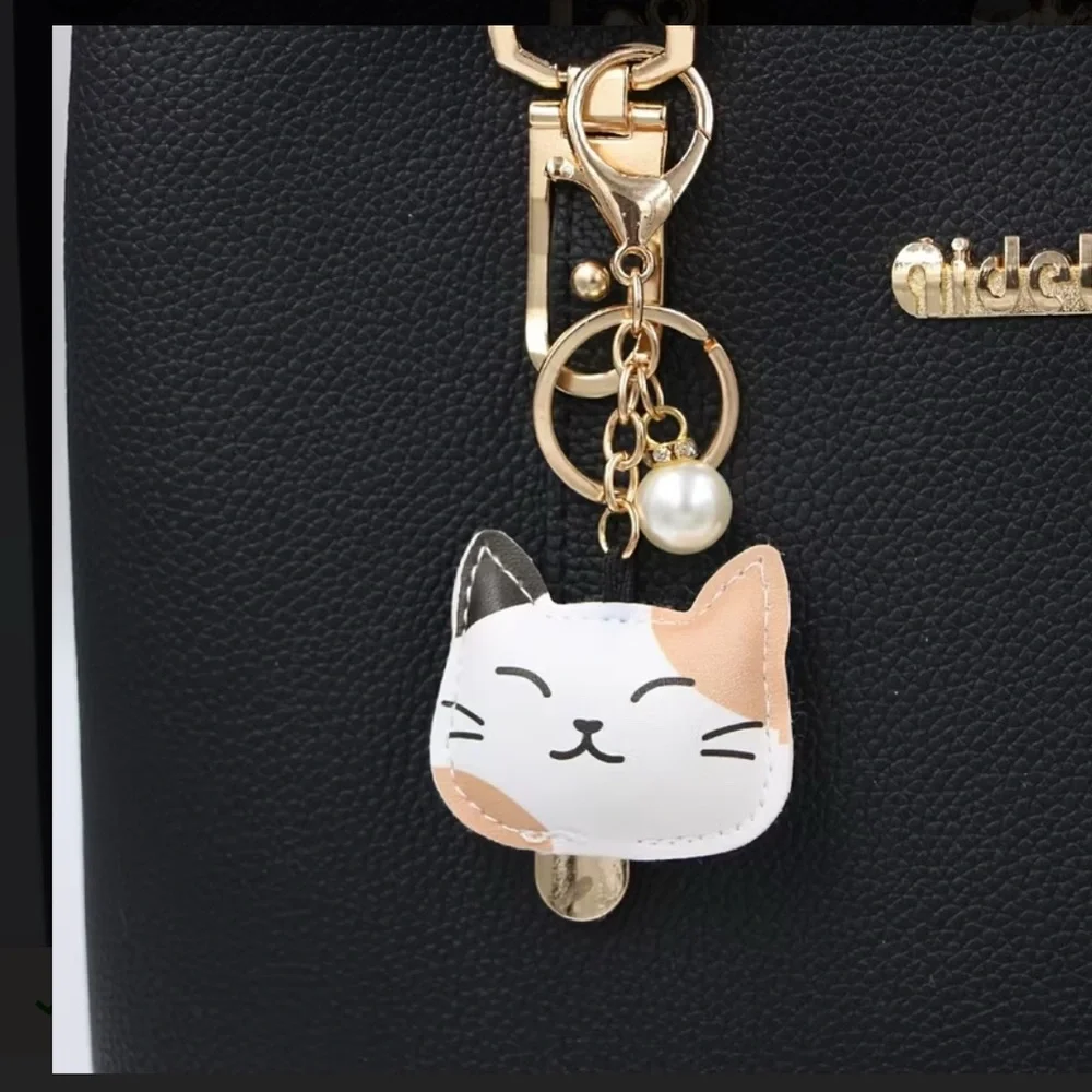 Adorable Cat Face Bag Charm Keychain Faux Leather Kitty Purse Charm